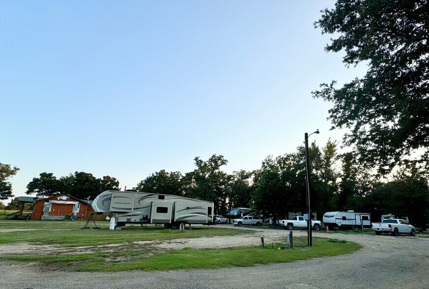 More Photos Of 20 County Road NW 1030, Mount Vernon Specialty For Sale