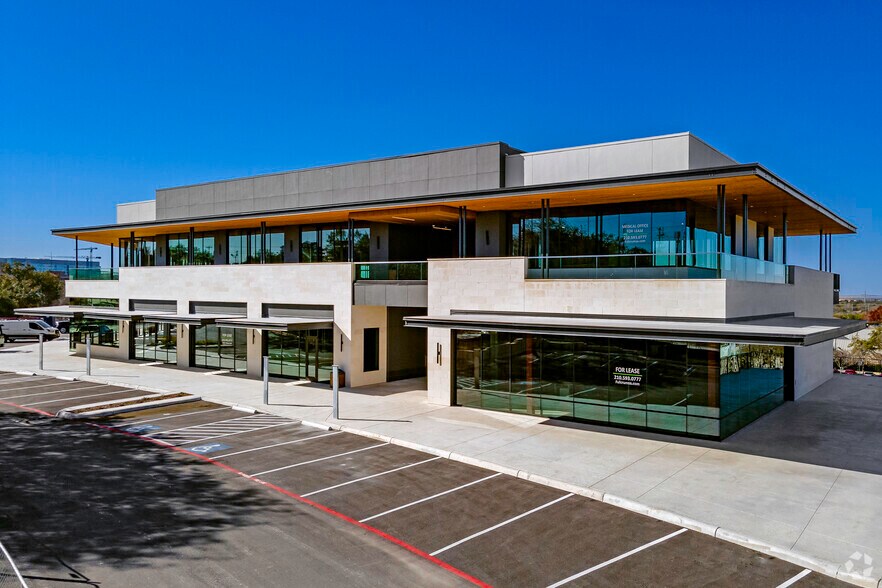 More Photos Of 8435 Wurzbach Rd, San Antonio Medical For Lease