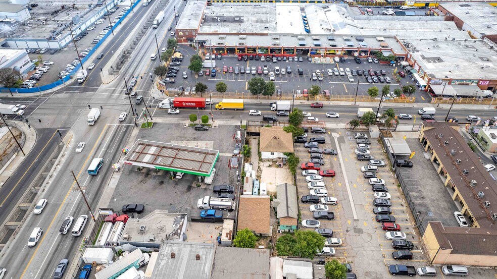 More Photos Of 1863 E Vernon Ave, Vernon Industrial For Sale