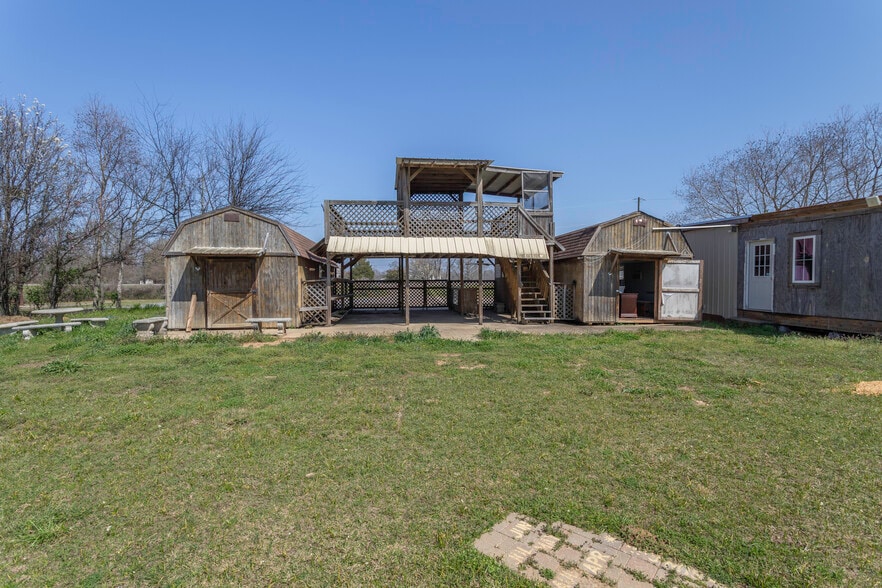 More Photos Of 2356 Alabama River Pky, Millbrook Flex For Sale