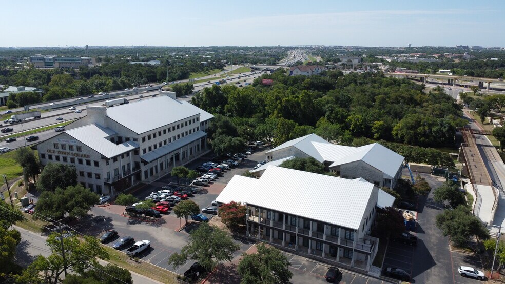 Primary Photo Of 1 Chisholm Trail Rd, Round Rock Unknown For Lease