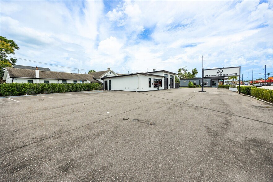 More Photos Of 845 N Mills Ave, Orlando Freestanding For Lease