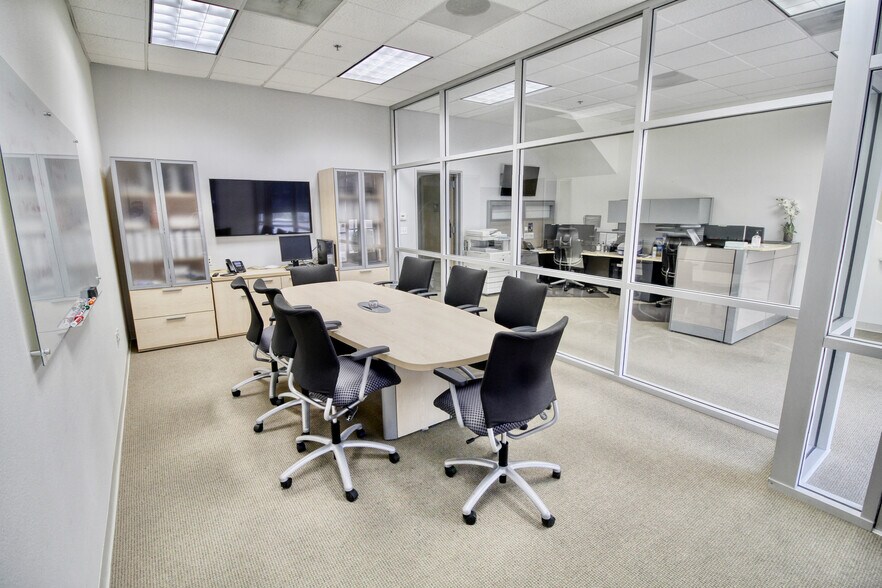 More Photos Of 3600-3608 Ocean Ranch Blvd, Oceanside Warehouse For Sale