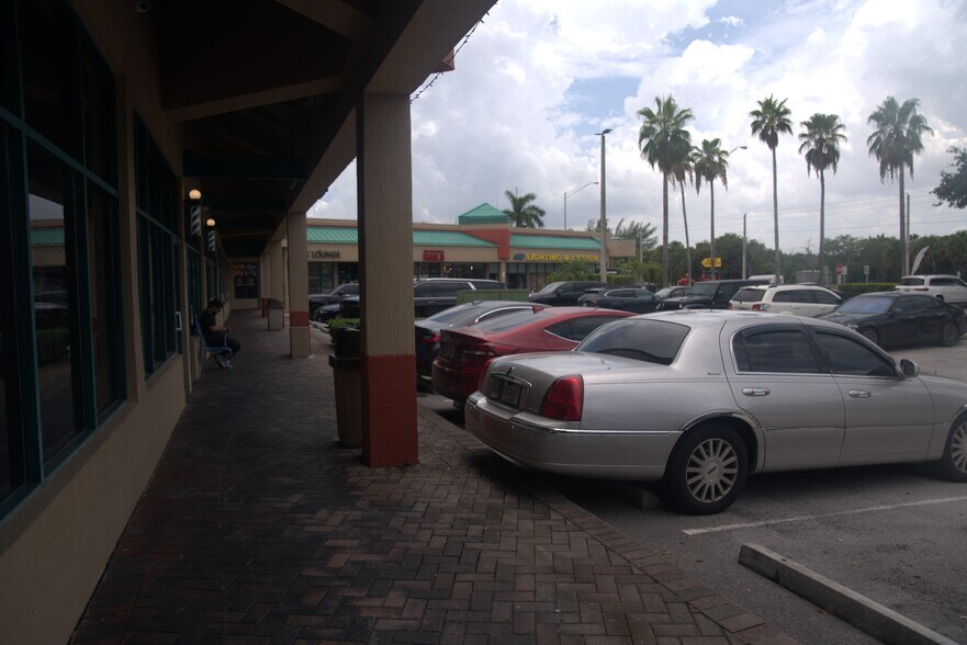 More Photos Of 16101-16173 Biscayne Blvd, North Miami Beach Coworking Space