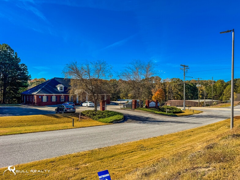 More Photos Of 100 Greystone Power Blvd, Dallas Medical For Lease