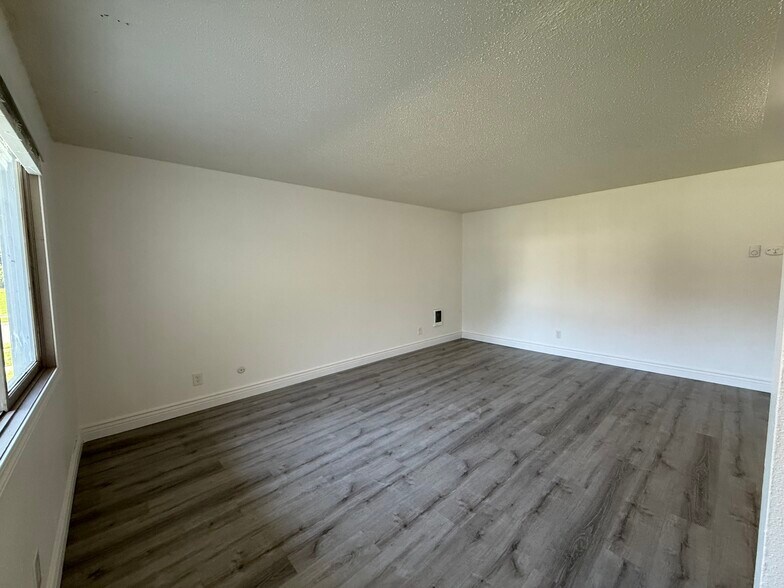 More Photos Of 1405 W 8th Ave, Spokane Apartments For Sale