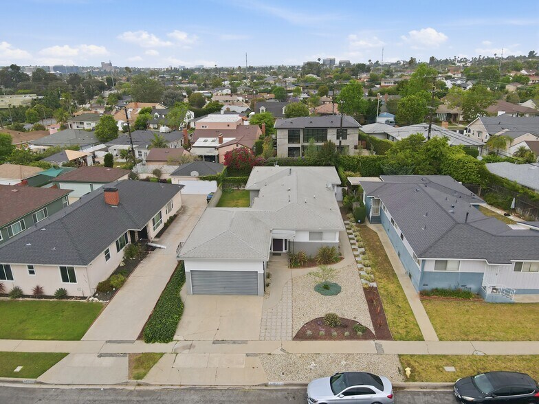 Primary Photo Of 6257 La Tijera Blvd, Los Angeles Multifamily For Sale