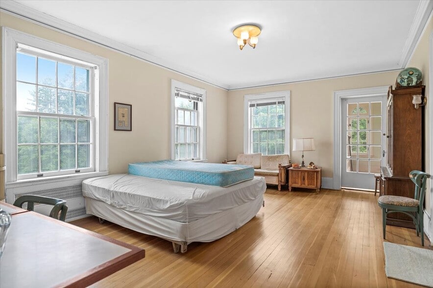 More Photos Of 2255 Ballston Ave, Saratoga Springs Restaurant For Sale