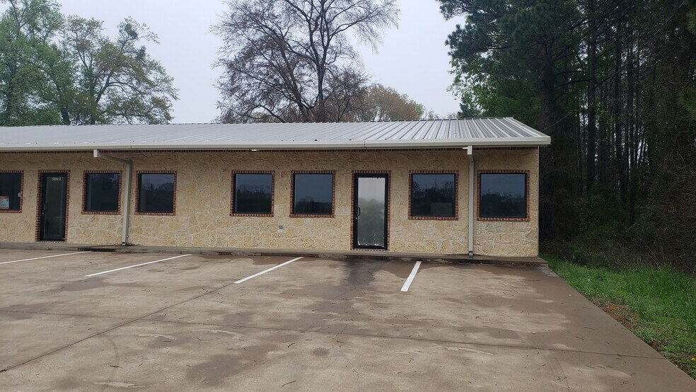 Primary Photo Of 6725 E US Highway 80, Longview Storefront Retail Office For Lease