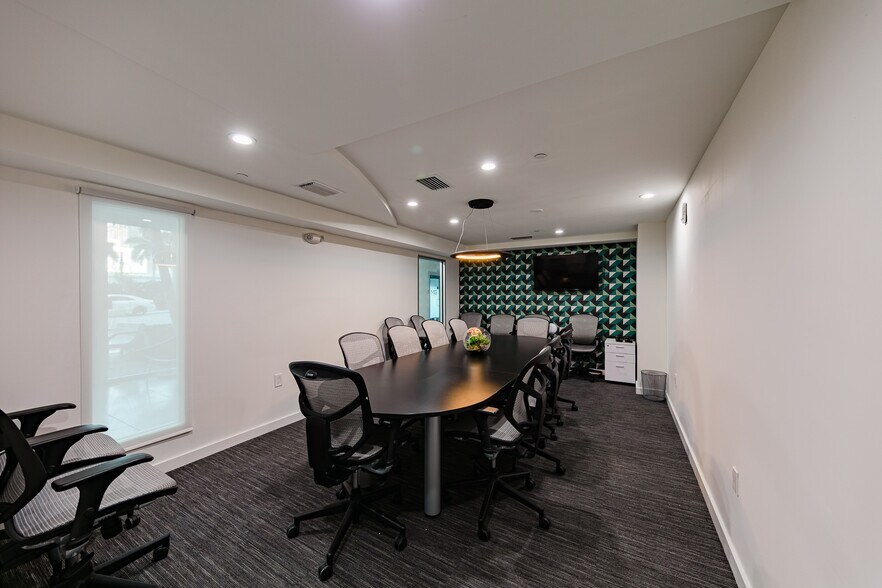 More Photos Of 350 S Miami Ave, Miami Apartments For Sale