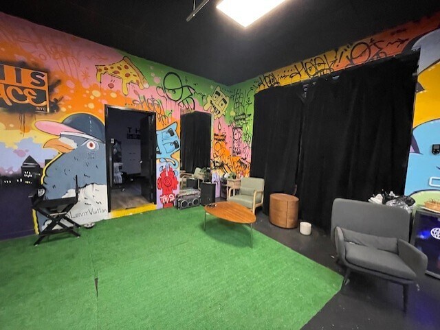 More Photos Of 3117 12th St, Astoria Storefront Retail Residential For Lease