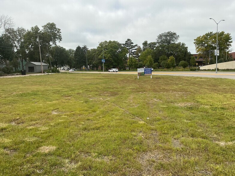 Primary Photo Of 802 W 25th St, Kearney Land For Sale