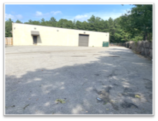 More Photos Of 245 Middle Island Rd, Medford Warehouse For Lease