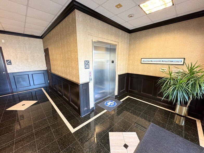 More Photos Of 5925 Farrington Rd, Chapel Hill Office For Lease