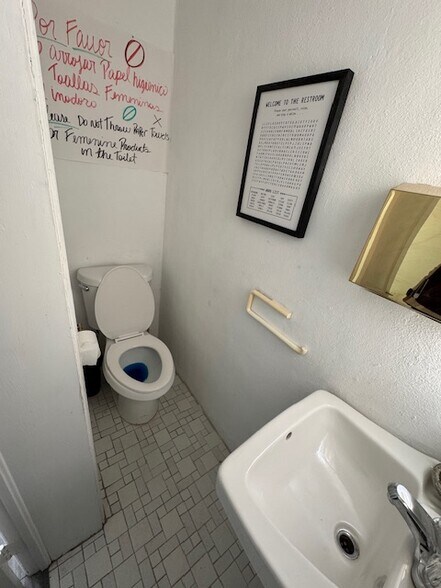 More Photos Of 113-117 S 21st Ave, Hollywood Medical For Lease