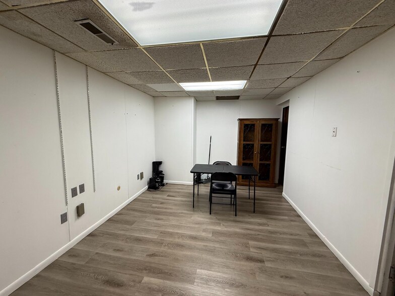 More Photos Of 1071 E Landis Ave, Vineland Medical For Sale