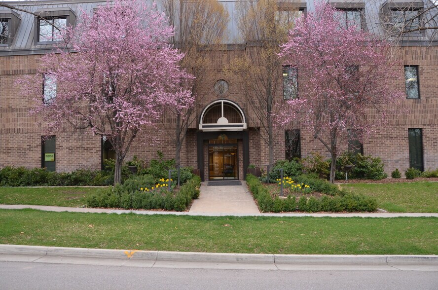 More Photos Of 699 E South Temple, Salt Lake City Medical For Lease
