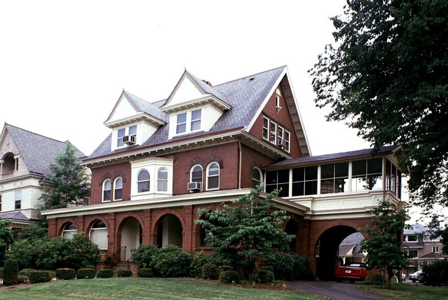 More Photos Of 849 W State St, Trenton Office Residential For Sale