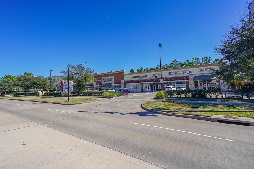 More Photos Of 8945 S Fry Rd, Katy Unknown For Lease