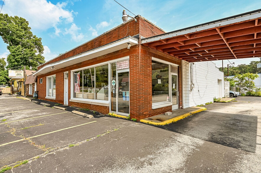 More Photos Of 508 New Alexandria Rd, Greensburg General Retail For Sale