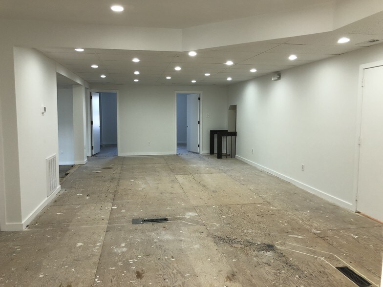 More Photos Of 40 Darby Rd, Paoli Medical For Lease