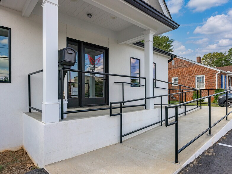 More Photos Of 778 Union St, Spartanburg Office Residential For Sale