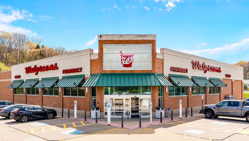 More Photos Of 30 Pine Creek Rd, Wexford Drugstore For Lease