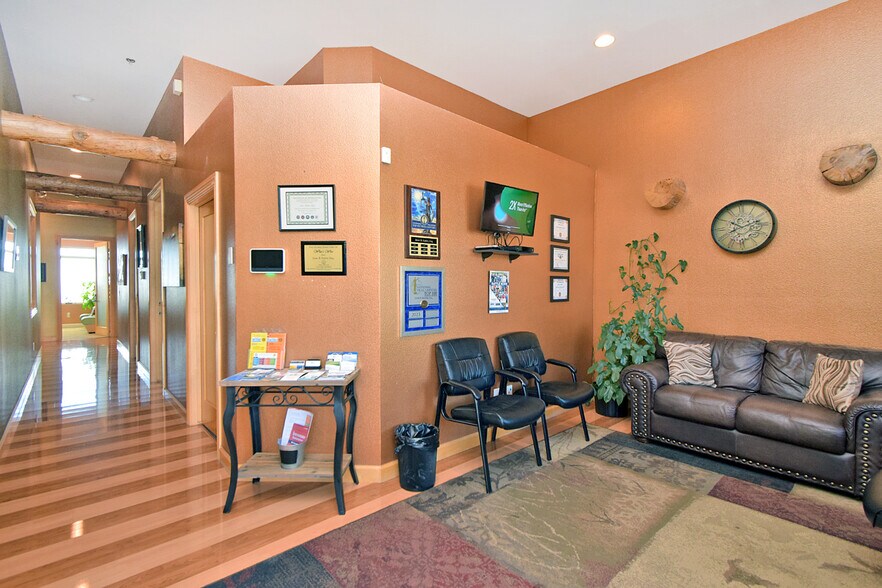 More Photos Of 1150 Selmi Dr, Reno Office For Lease