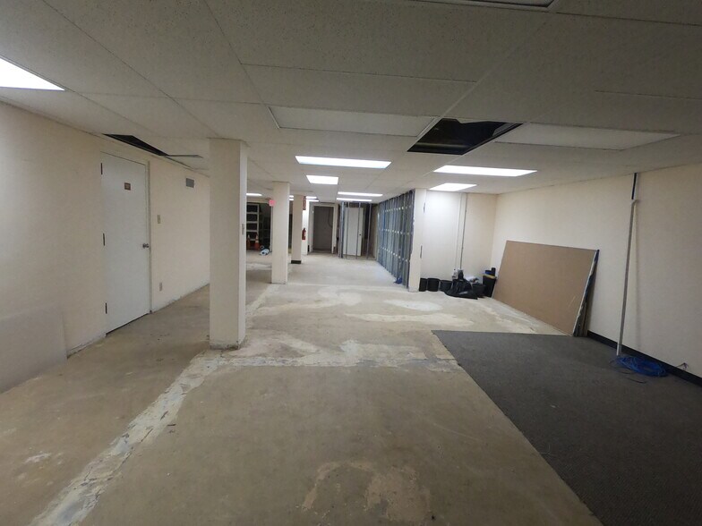 More Photos Of 408 W 45th St, Austin Medical For Sale