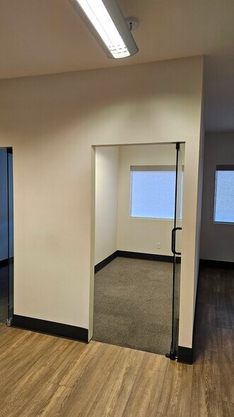 More Photos Of 2535 N Boulevard, Idaho Falls Office For Lease