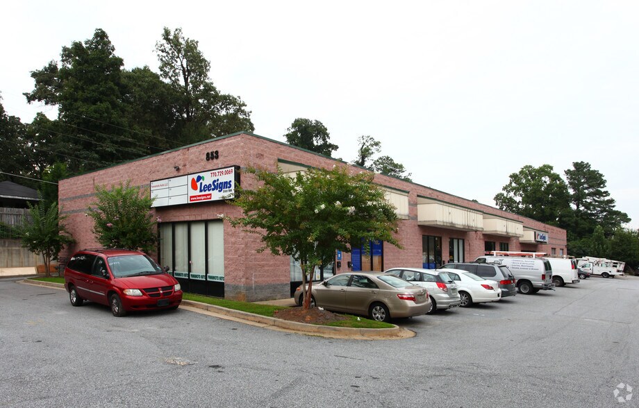 More Photos Of 853 S Peachtree St, Norcross Storefront Retail Office For Sale
