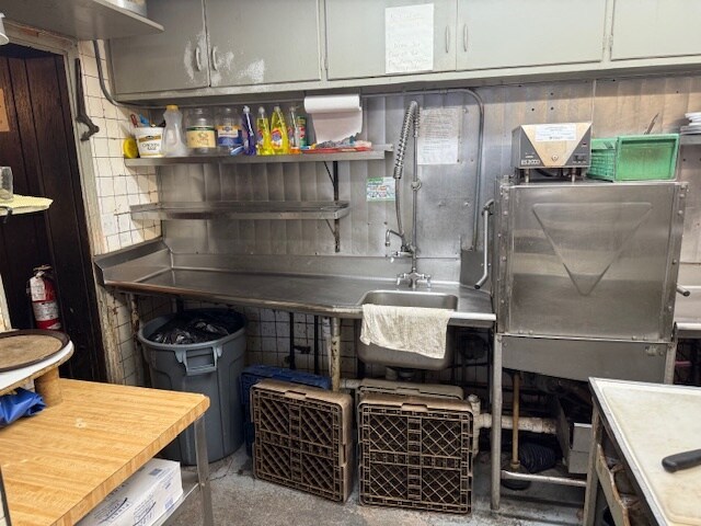 More Photos Of 2904 45th St, Highland Freestanding For Sale