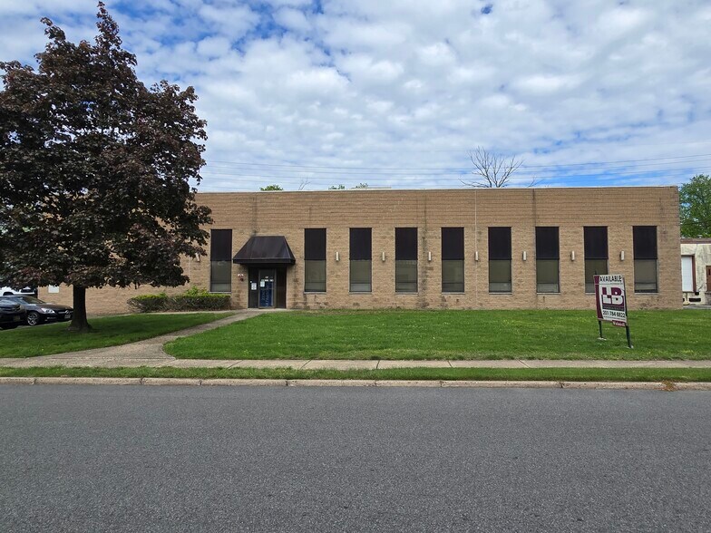 Primary Photo Of 85 Oak St, Norwood Warehouse For Sale