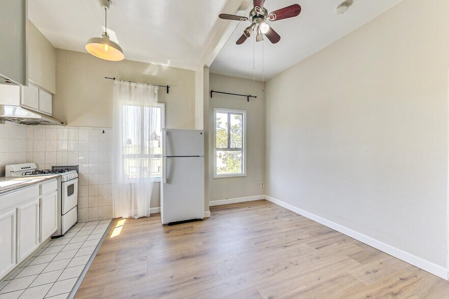 More Photos Of 2811-2815 Telegraph Ave, Berkeley Storefront Retail Residential For Sale