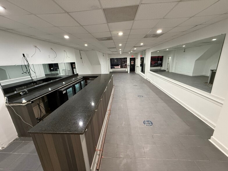 More Photos Of 7307 Georgia Ave NW, Washington Restaurant For Sale