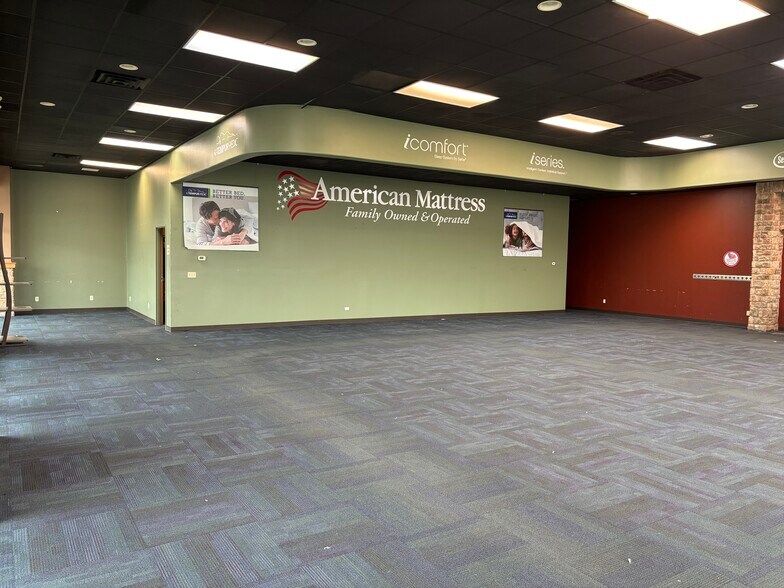 More Photos Of 4916 Illinois Rd, Fort Wayne Unknown For Lease