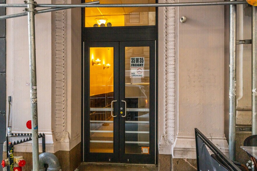 More Photos Of 35 W 35th St, New York Loft Creative Space For Lease