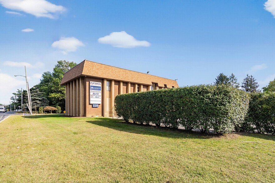 More Photos Of 228 Route 34, Old Bridge Office For Sale
