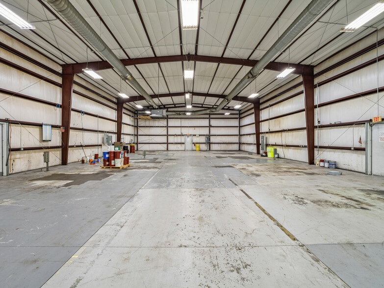 More Photos Of 716 Columbus Ave, Melbourne Manufacturing For Lease