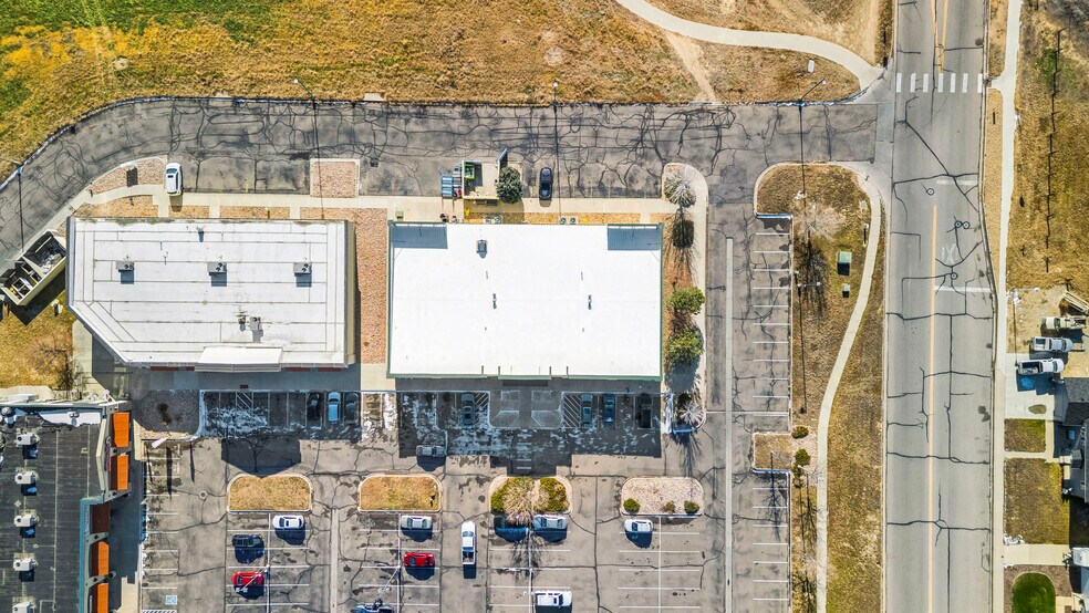 More Photos Of 1740 E Broad St, Milliken Freestanding For Sale