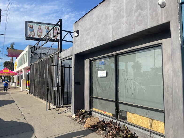 More Photos Of 428 Lincoln Blvd, Venice Freestanding For Lease