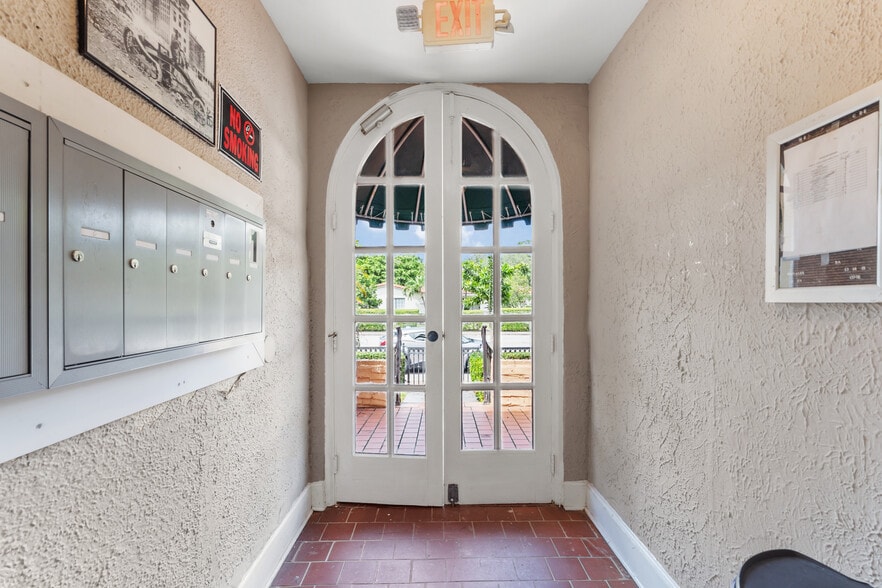 More Photos Of 3409 S Le Jeune Rd, Coral Gables Apartments For Sale