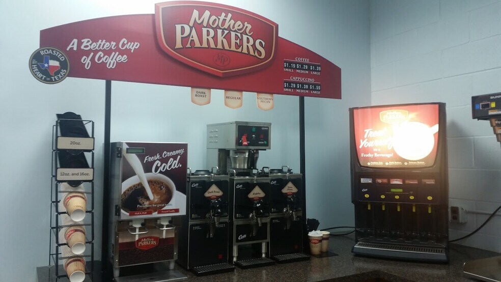 More Photos Of 8799 State Highway 35 N, Van Vleck Convenience Store For Sale