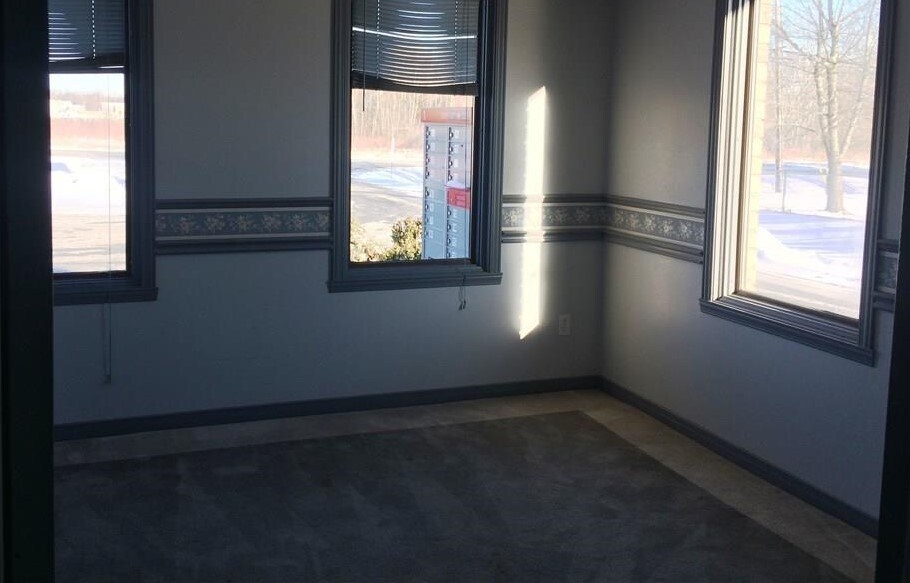 More Photos Of 501 Campbell St, Cornwall Office For Lease