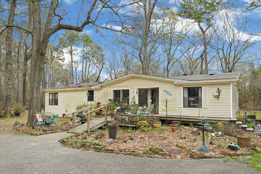 More Photos Of 29510 Huffman Cleveland Rd, Huffman Specialty For Sale