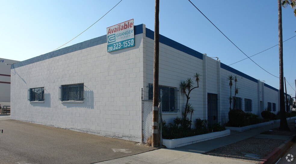 More Photos Of 18207 S Broadway, Gardena Warehouse For Lease