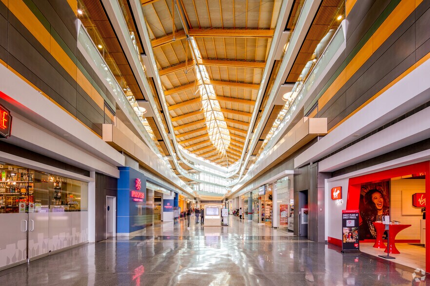 More Photos Of 10153 King George Blvd, Surrey Unknown For Lease