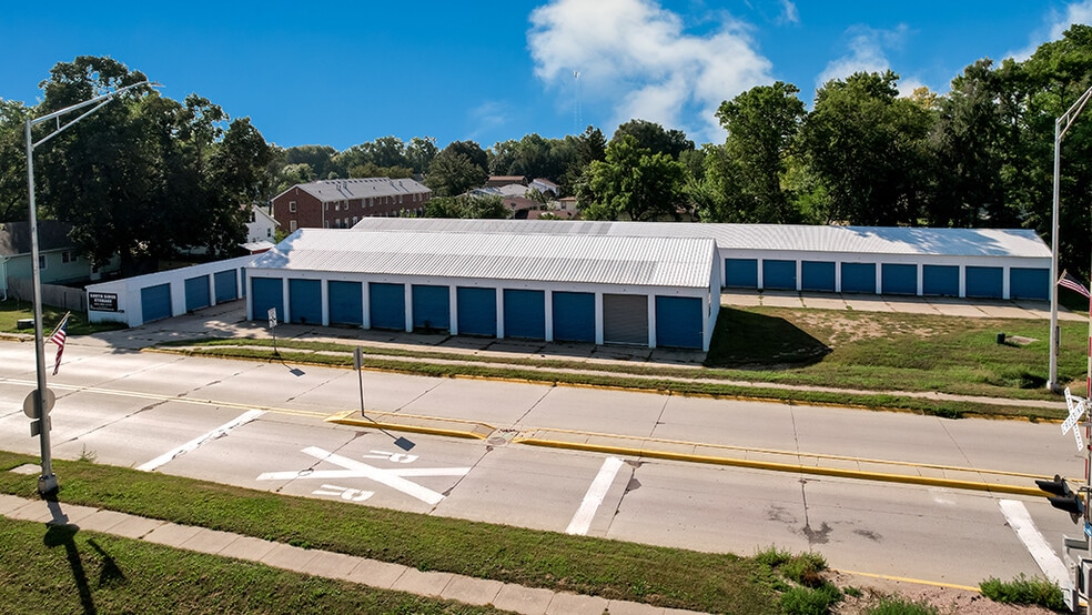 More Photos Of 300 29th St, South Sioux City Self Storage For Sale