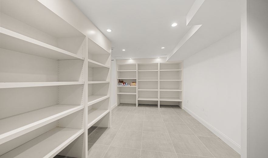 More Photos Of 6 Benedict Pl, Greenwich Office Residential For Sale