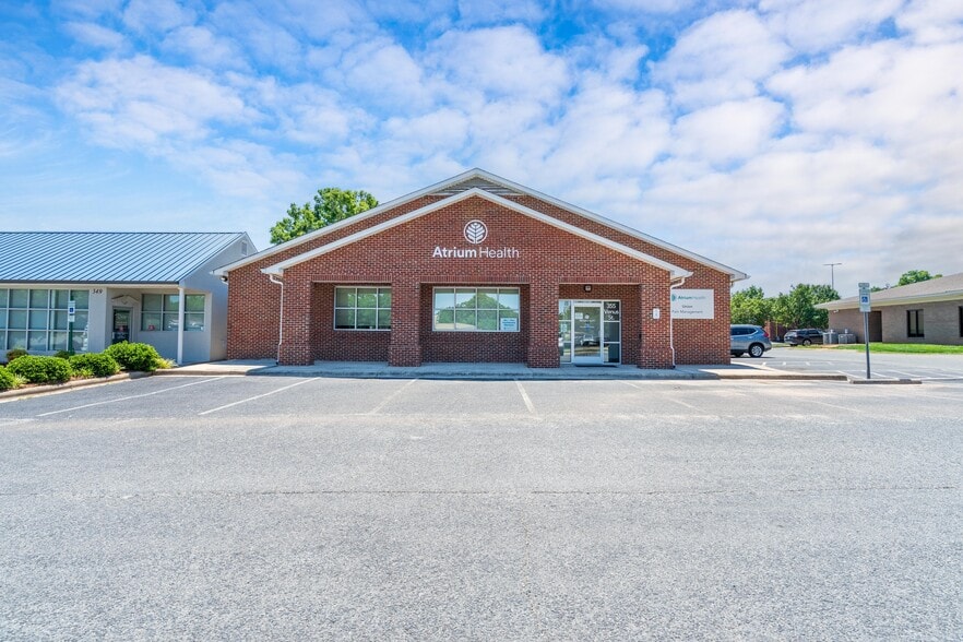 Primary Photo Of 355 Venus St, Monroe Medical For Sale